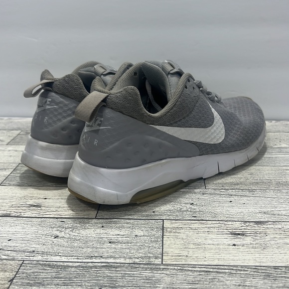 Nike Air Max Motion - Picture 2 of 13